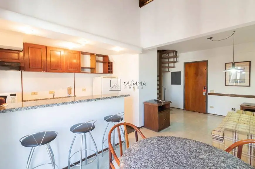 Foto 1 de Cobertura com 1 Quarto para alugar, 85m² em Moema, São Paulo