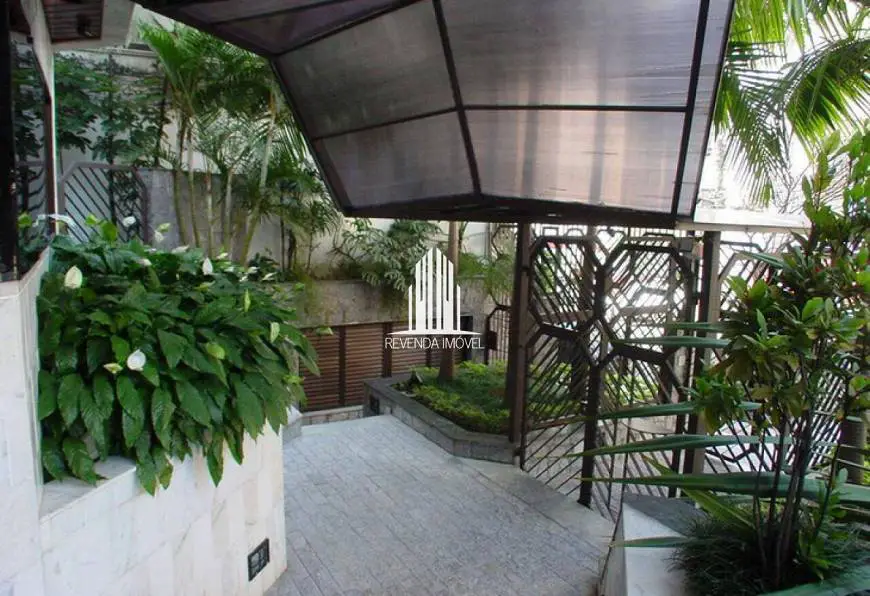 Foto 4 de Cobertura com 4 Quartos à venda, 300m² em Sumaré, São Paulo