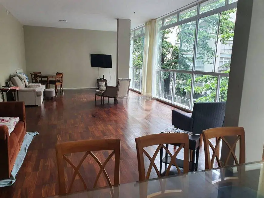 Foto 1 de Apartamento com 1 Quarto à venda, 215m² em Ipanema, Rio de Janeiro
