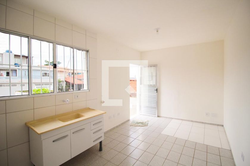 Foto 3 de Apartamento com 1 Quarto para alugar, 30m² em Vila Jacuí, São Paulo