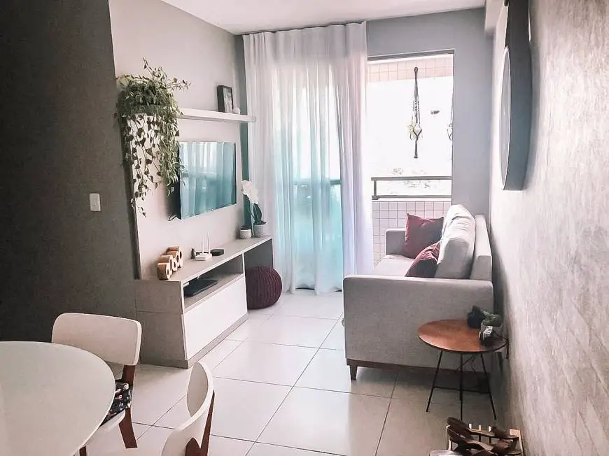 Foto 2 de Apartamento com 2 Quartos à venda, 50m² em Aflitos, Recife
