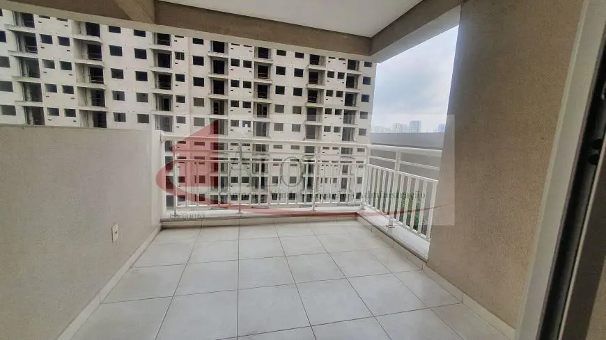 Foto 1 de Apartamento com 2 Quartos para alugar, 57m² em Barra Funda, São Paulo