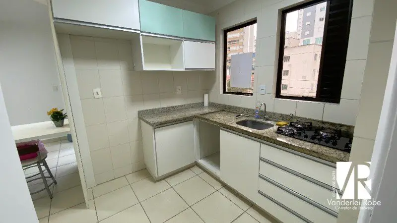 Foto 2 de Apartamento com 2 Quartos para alugar, 110m² em Centro, Balneário Camboriú