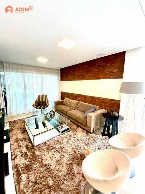 Foto 1 de Apartamento com 2 Quartos à venda, 158m² em Centro, Balneário Camboriú