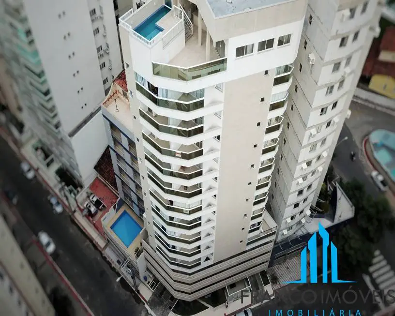 Foto 4 de Apartamento com 2 Quartos à venda, 70m² em Centro, Guarapari