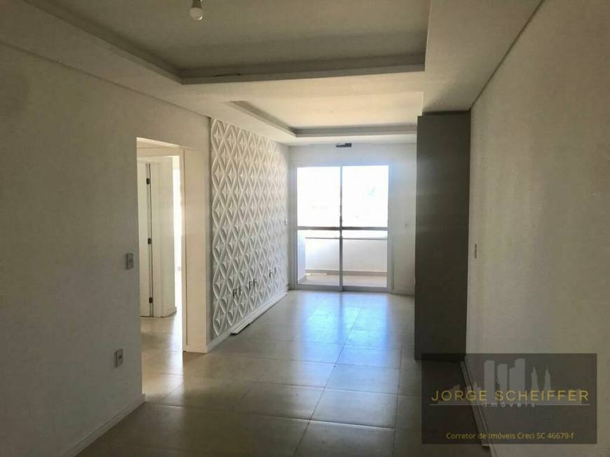 Foto 1 de Apartamento com 2 Quartos à venda, 79m² em Santinho, Florianópolis