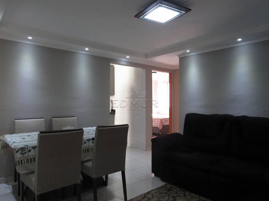 Foto 3 de Apartamento com 2 Quartos à venda, 54m² em Vila Camilopolis, Santo André