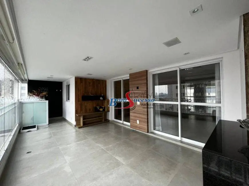 Foto 2 de Apartamento com 3 Quartos à venda, 121m² em Água Rasa, São Paulo