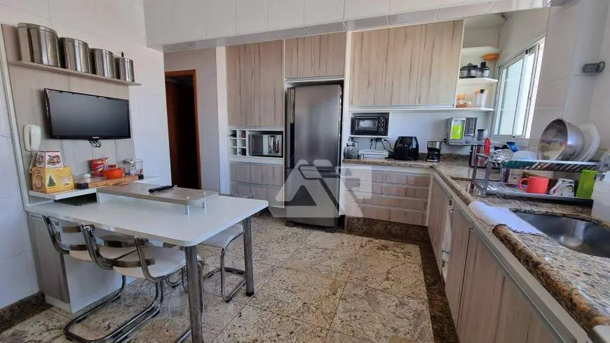 Foto 4 de Apartamento com 3 Quartos à venda, 170m² em Aviação, Praia Grande