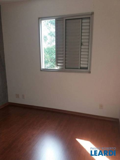 Foto 3 de Apartamento com 3 Quartos para alugar, 56m² em Butantã, São Paulo