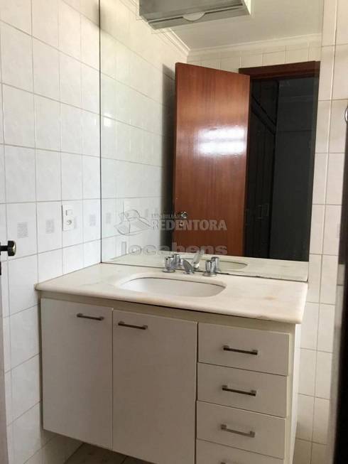 Foto 3 de Apartamento com 3 Quartos para alugar, 75m² em Centro, São José do Rio Preto
