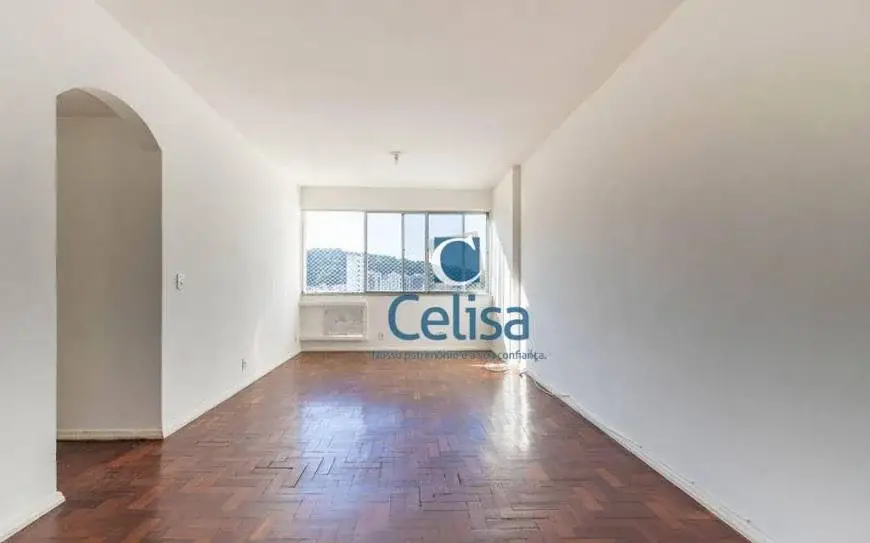Foto 2 de Apartamento com 3 Quartos para alugar, 91m² em Grajaú, Rio de Janeiro