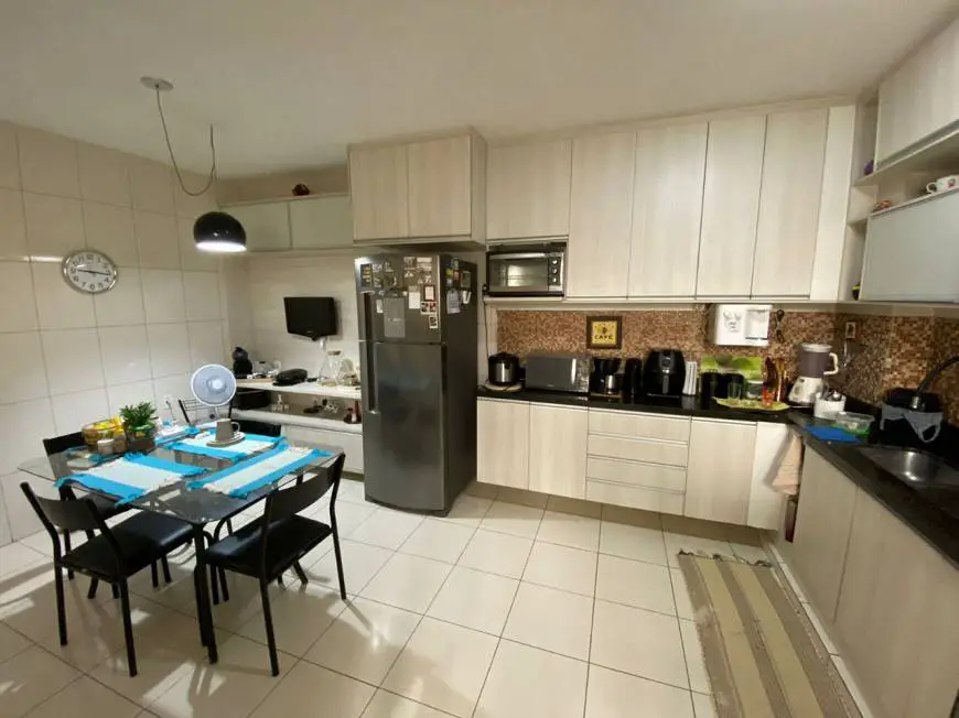 Foto 3 de Apartamento com 3 Quartos à venda, 145m² em Icaraí, Niterói