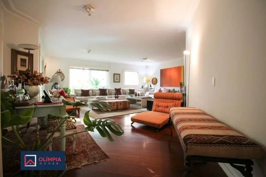 Foto 4 de Apartamento com 3 Quartos para alugar, 380m² em Moema, São Paulo