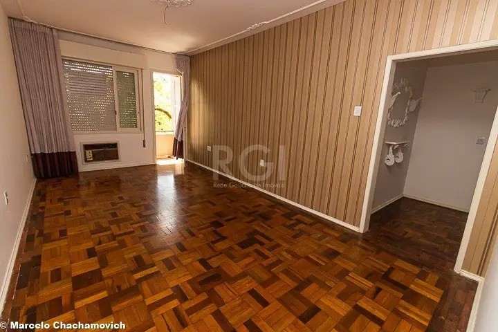 Foto 2 de Apartamento com 3 Quartos à venda, 115m² em Santa Cecília, Porto Alegre