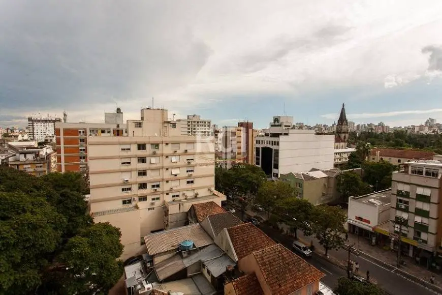 Foto 3 de Apartamento com 3 Quartos à venda, 131m² em Santana, Porto Alegre