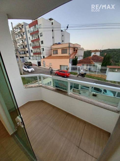 Foto 1 de Apartamento com 3 Quartos para alugar, 75m² em Vivendas da Serra, Juiz de Fora