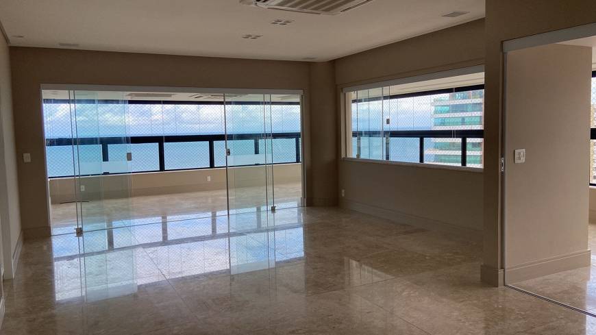 Foto 4 de Apartamento com 4 Quartos à venda, 234m² em Barra, Salvador