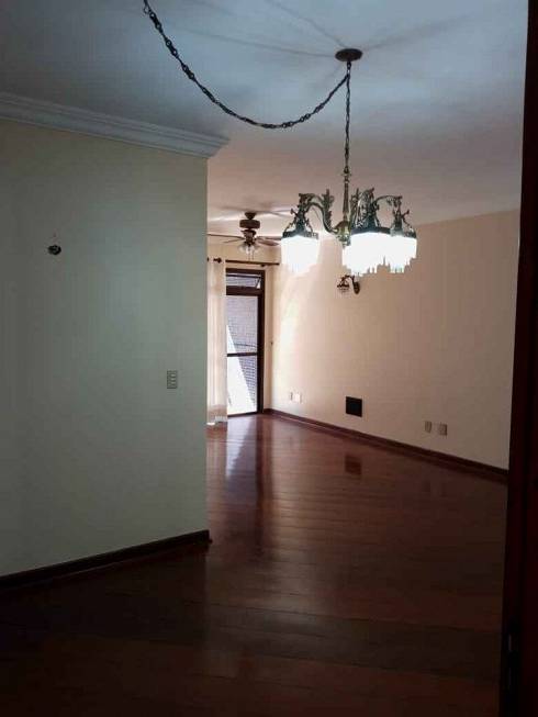 Foto 1 de Apartamento com 4 Quartos para alugar, 216m² em Centro, Campinas