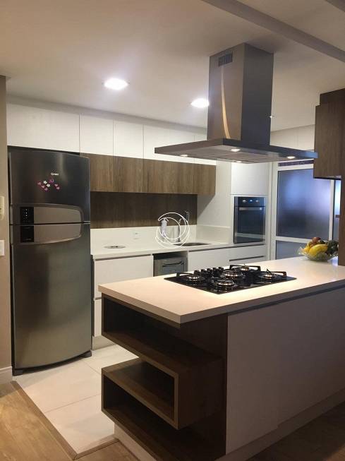 Foto 2 de Apartamento com 4 Quartos à venda, 110m² em Coqueiros, Florianópolis