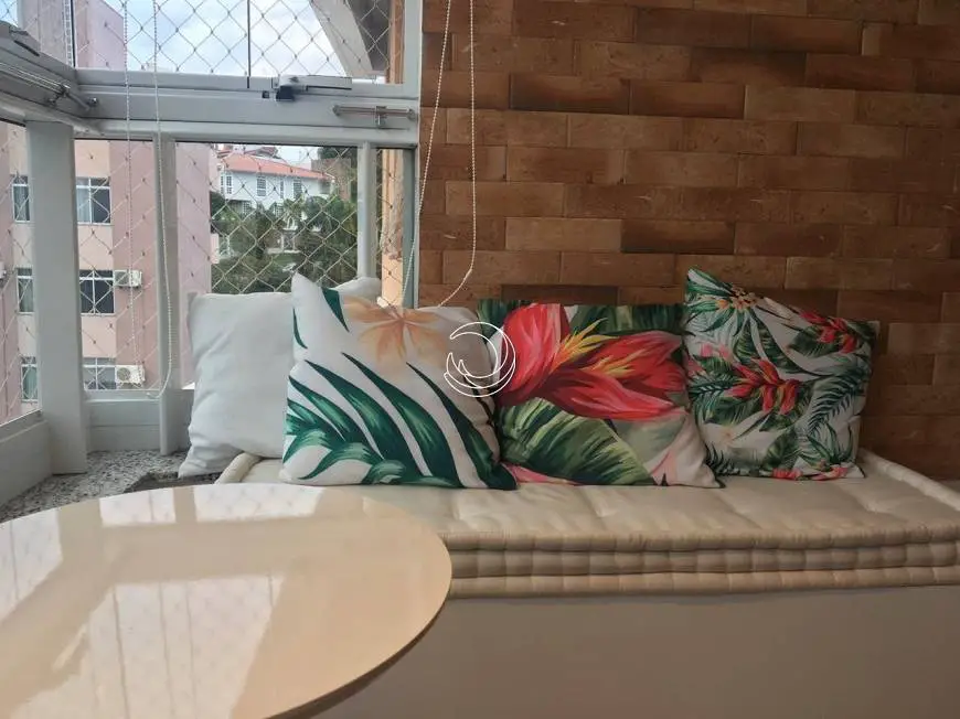 Foto 3 de Apartamento com 4 Quartos à venda, 110m² em Coqueiros, Florianópolis