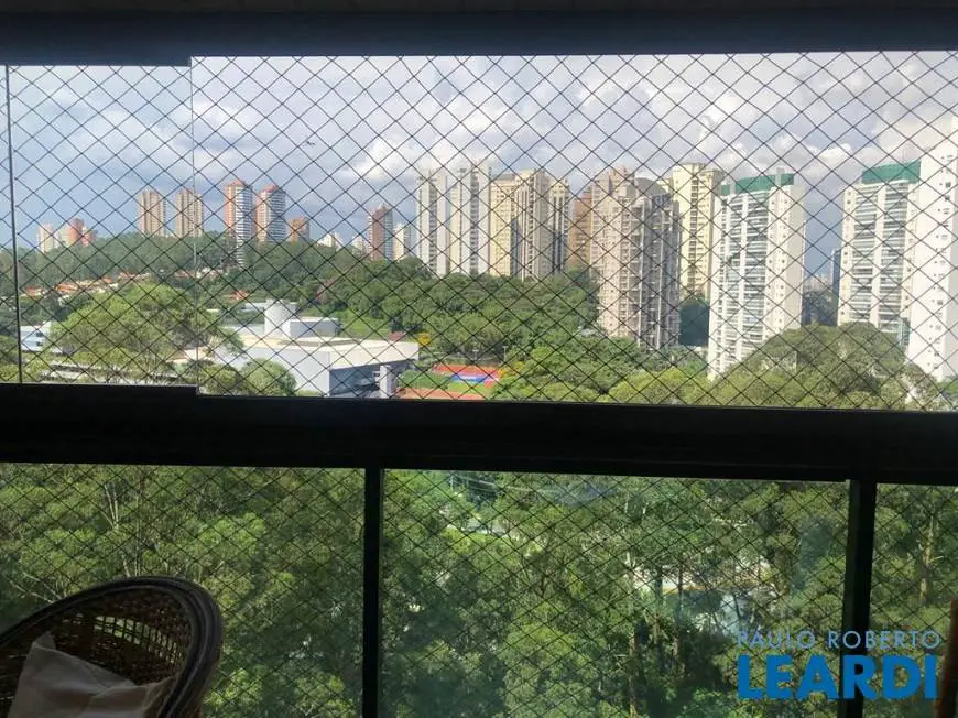Foto 3 de Apartamento com 4 Quartos para venda ou aluguel, 160m² em Jardim Morumbi, São Paulo