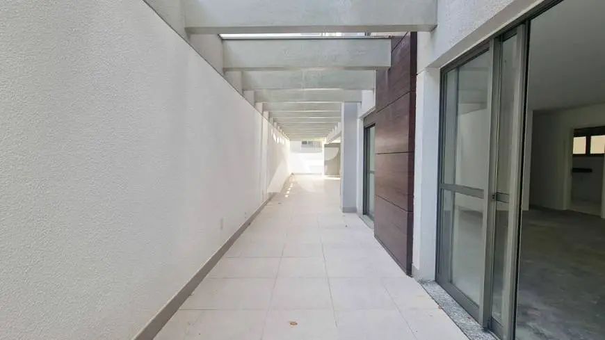 Foto 5 de Apartamento com 4 Quartos à venda, 286m² em Jardins, São Paulo