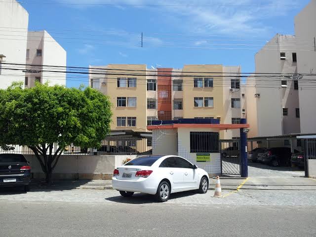 Foto 1 de Apartamento com 4 Quartos à venda, 93m² em Luzia, Aracaju