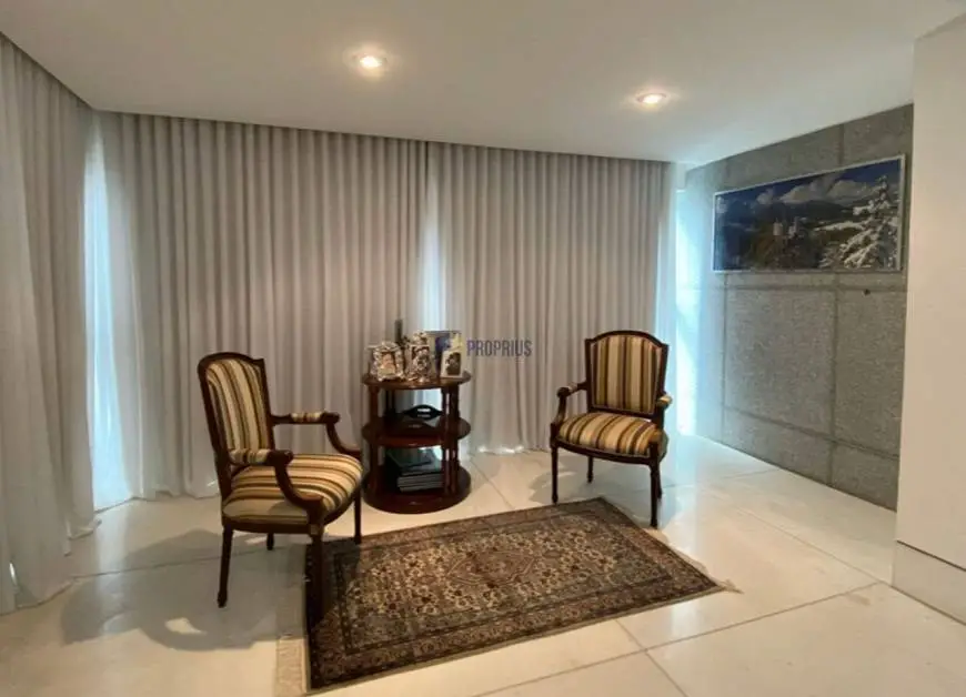 Foto 2 de Apartamento com 4 Quartos à venda, 248m² em Serra, Belo Horizonte