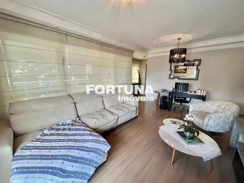 Foto 1 de Apartamento com 4 Quartos para alugar, 140m² em Vila Sao Francisco, São Paulo