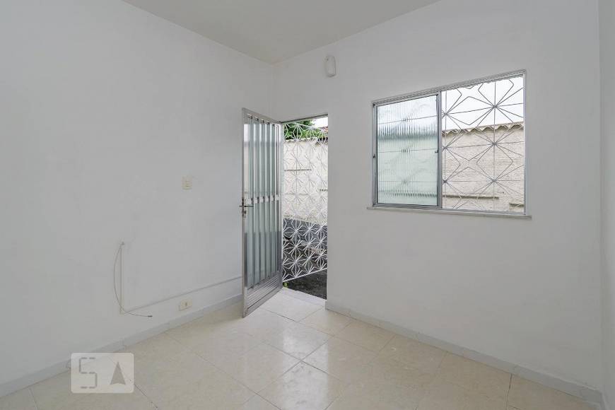 Foto 1 de Casa com 1 Quarto para alugar, 56m² em Penha, Rio de Janeiro