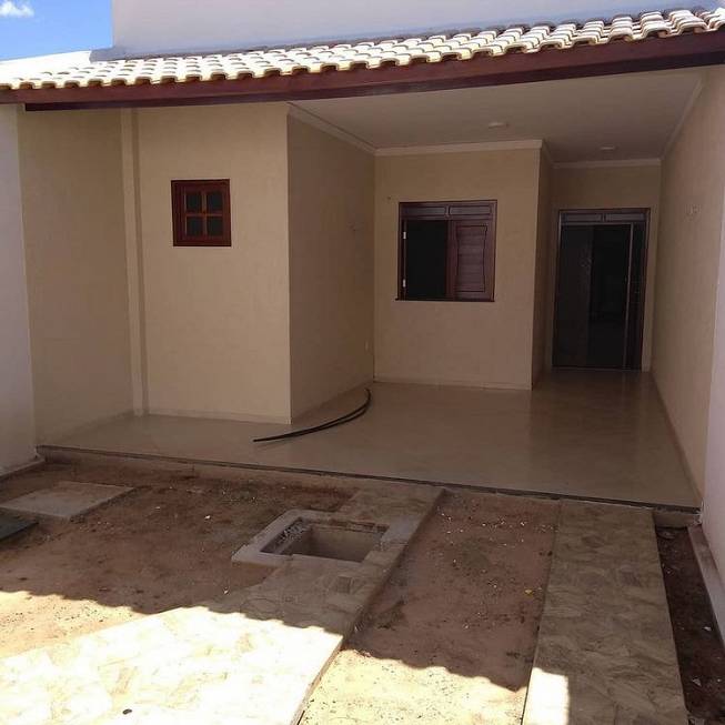 Foto 1 de Casa com 2 Quartos à venda, 165m² em SIM, Feira de Santana