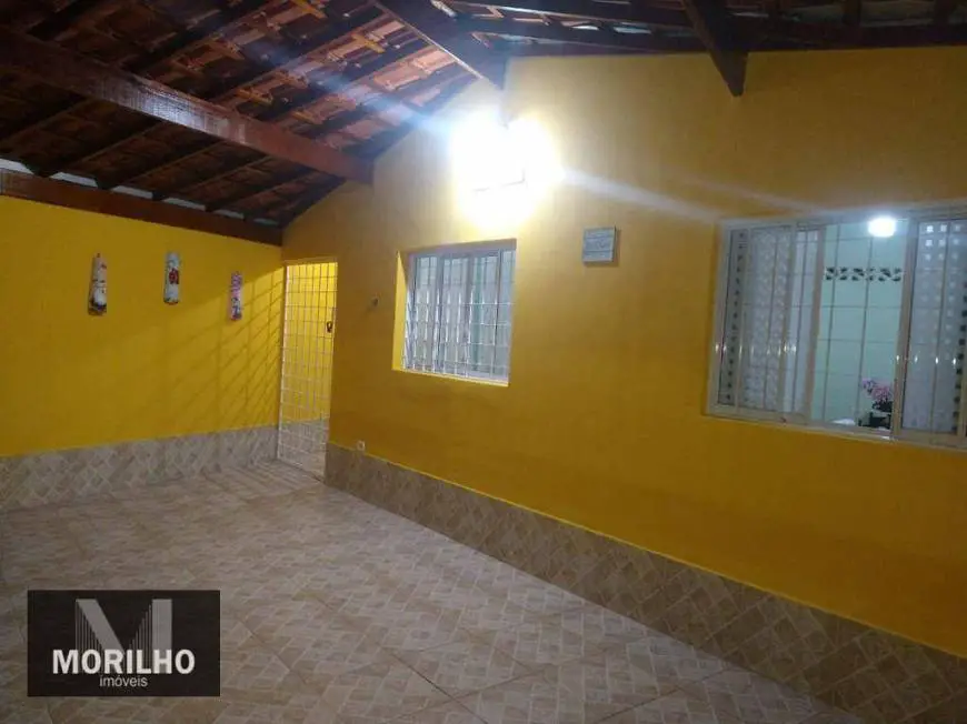 Foto 1 de Casa com 2 Quartos à venda, 70m² em Solemar, Praia Grande