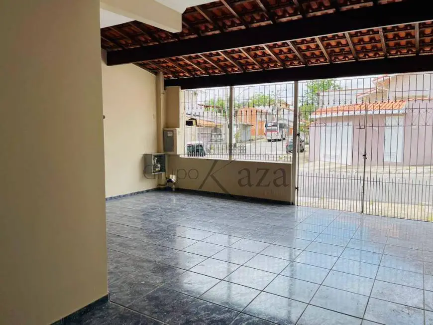 Foto 5 de Casa com 3 Quartos para alugar, 191m² em Jardim Sul, São José dos Campos