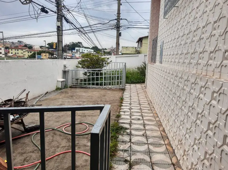 Foto 1 de Casa com 3 Quartos à venda, 245m² em João Pinheiro, Belo Horizonte