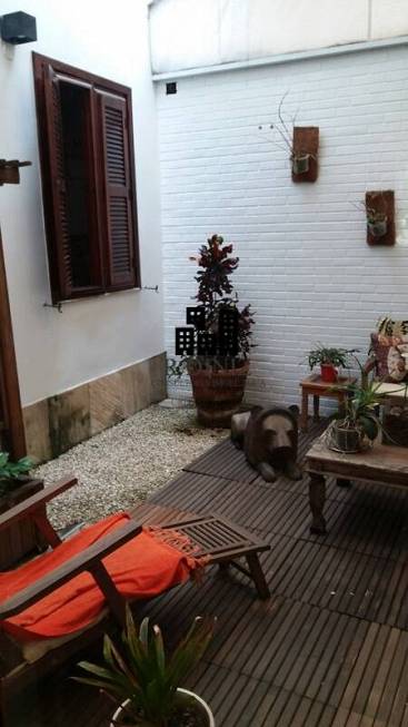 Foto 1 de Casa com 3 Quartos para alugar, 200m² em Urca, Rio de Janeiro