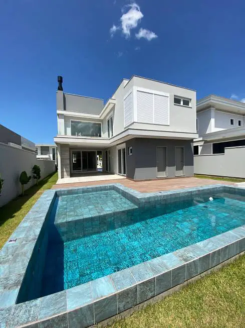 Foto 1 de Casa com 4 Quartos à venda, 367m² em Santa Regina, Camboriú