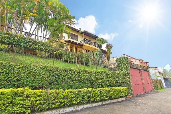 Foto 1 de Casa com 5 Quartos à venda, 674m² em Aberta dos Morros, Porto Alegre