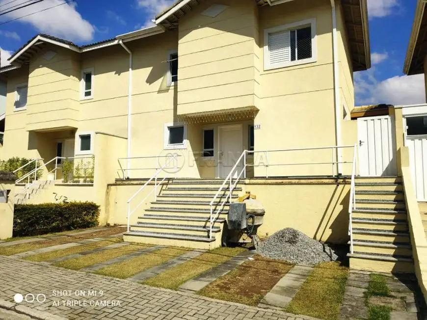 Foto 1 de Casa de Condomínio com 3 Quartos para alugar, 150m² em Villa Branca, Jacareí