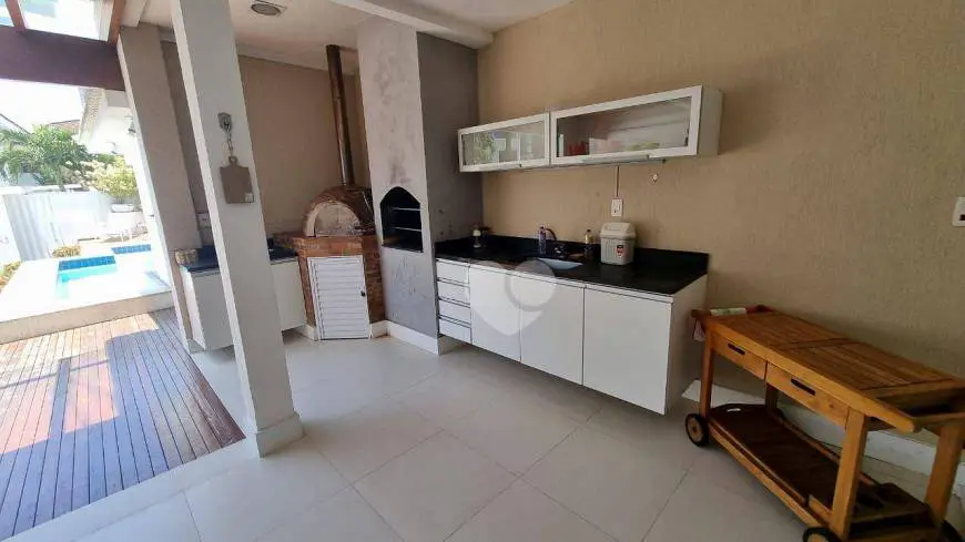 Foto 4 de Casa de Condomínio com 4 Quartos para alugar, 267m² em Barra da Tijuca, Rio de Janeiro