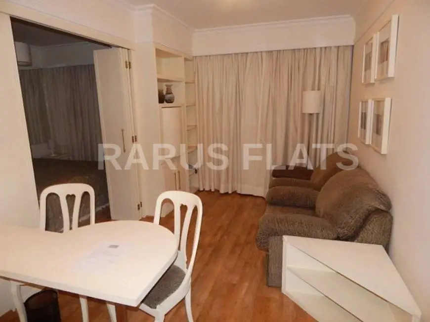 Foto 1 de Flat com 1 Quarto para alugar, 32m² em Vila Olímpia, São Paulo