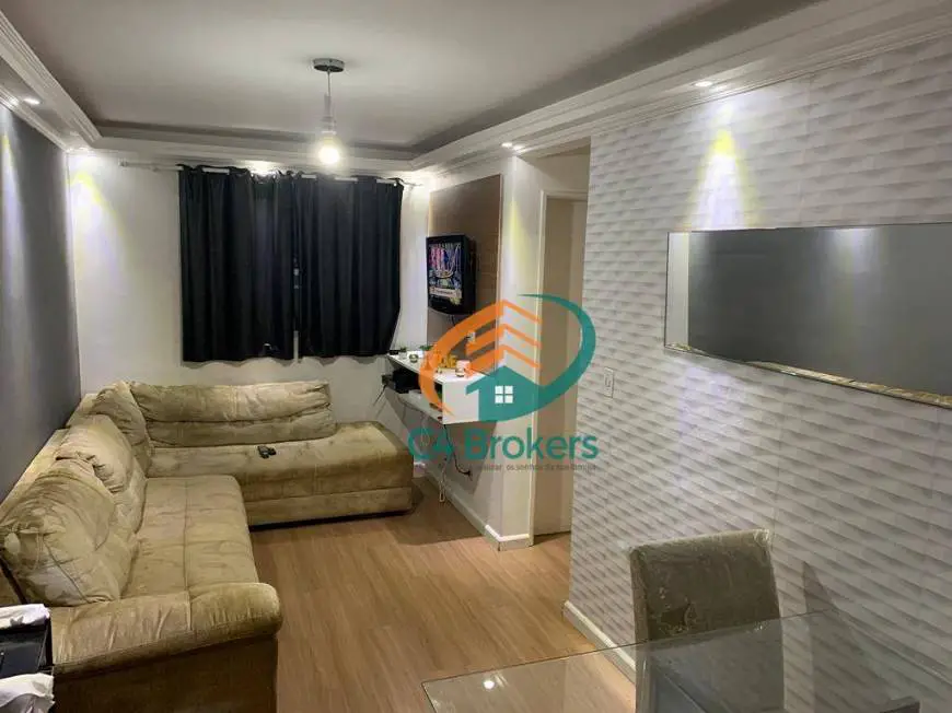 Foto 1 de Apartamento com 2 Quartos à venda, 48m² em Água Chata, Guarulhos