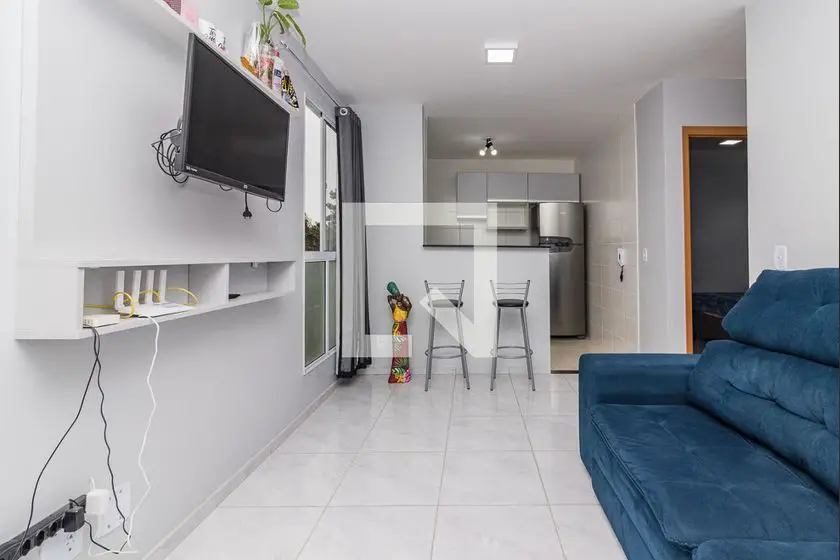 Foto 3 de Apartamento com 2 Quartos para alugar, 42m² em Cavalhada, Porto Alegre