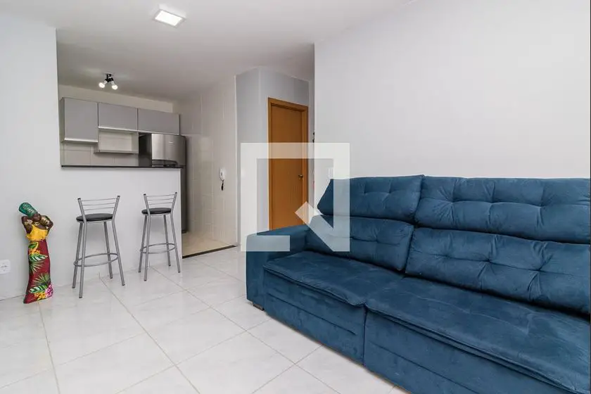 Foto 4 de Apartamento com 2 Quartos para alugar, 42m² em Cavalhada, Porto Alegre