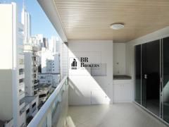 Foto 1 de Apartamento com 2 Quartos à venda, 121m² em Centro, Balneário Camboriú