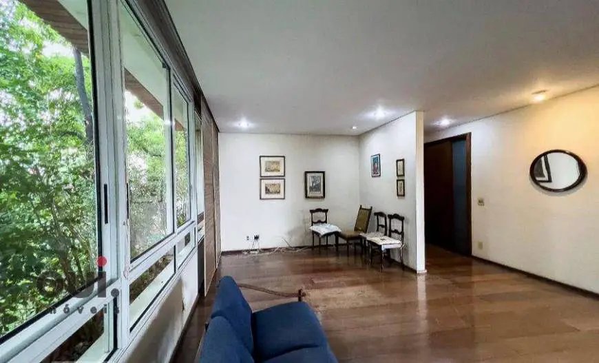 Foto 5 de Apartamento com 2 Quartos à venda, 210m² em Itaim Bibi, São Paulo