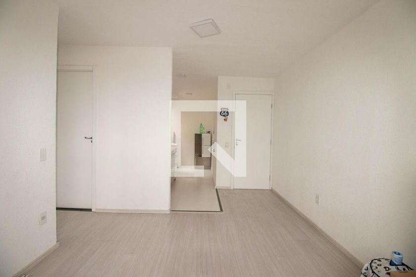Foto 5 de Apartamento com 2 Quartos para alugar, 42m² em Sarandi, Porto Alegre