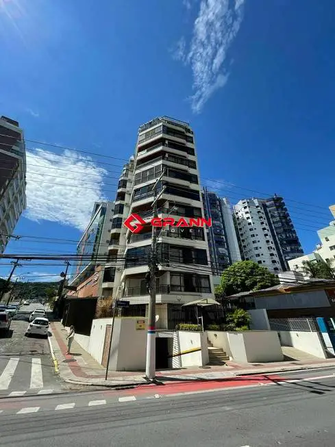 Foto 1 de Apartamento com 3 Quartos à venda, 162m² em Agronômica, Florianópolis