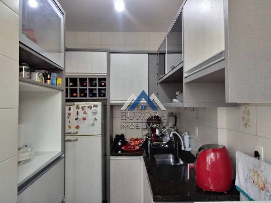 Foto 1 de Apartamento com 3 Quartos à venda, 75m² em Centro, Londrina