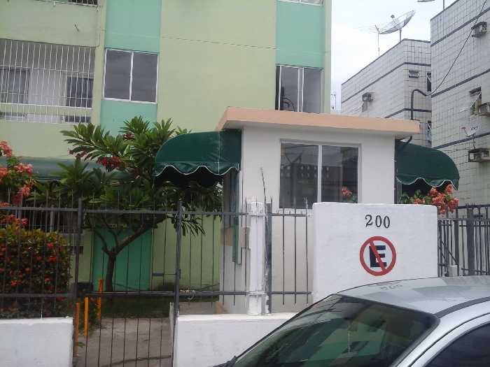 Foto 1 de Apartamento com 3 Quartos para alugar, 73m² em Cordeiro, Recife